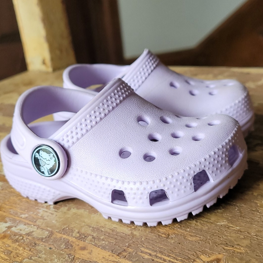 Like New Toddler Size 4 Crocs Light Purple